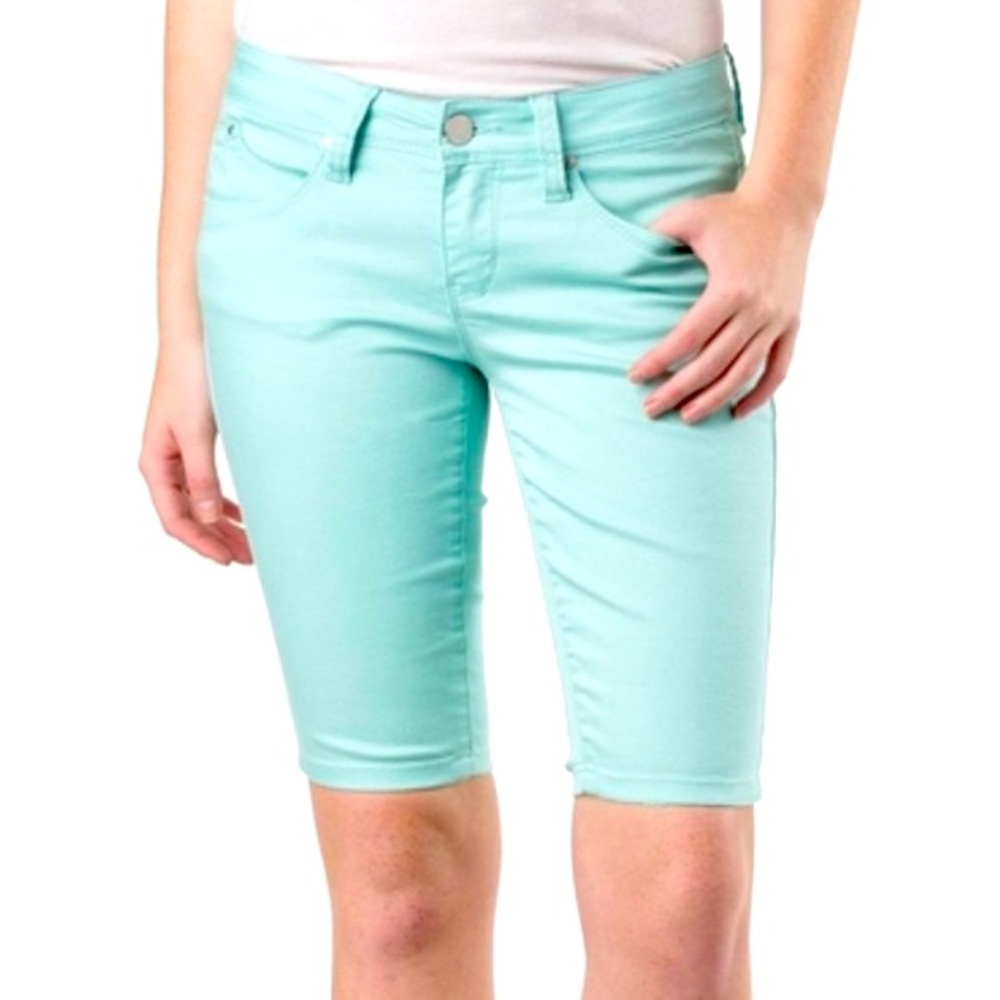 NEW YMI Twill Sea foam Bermuda Shorts
